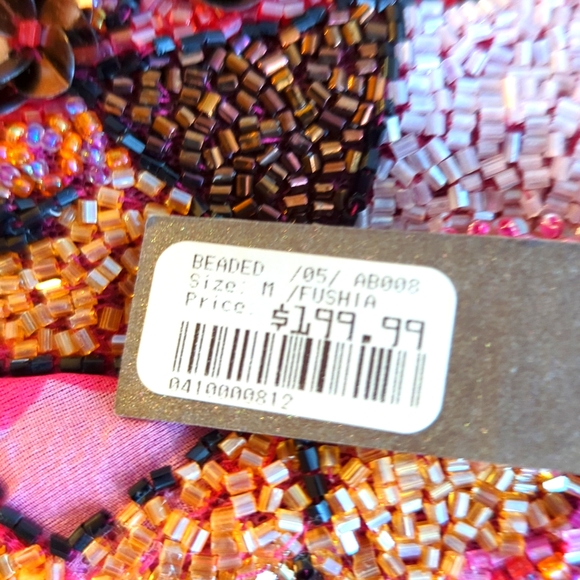 Beautiful beaded fushia top - Picture 2 of 4